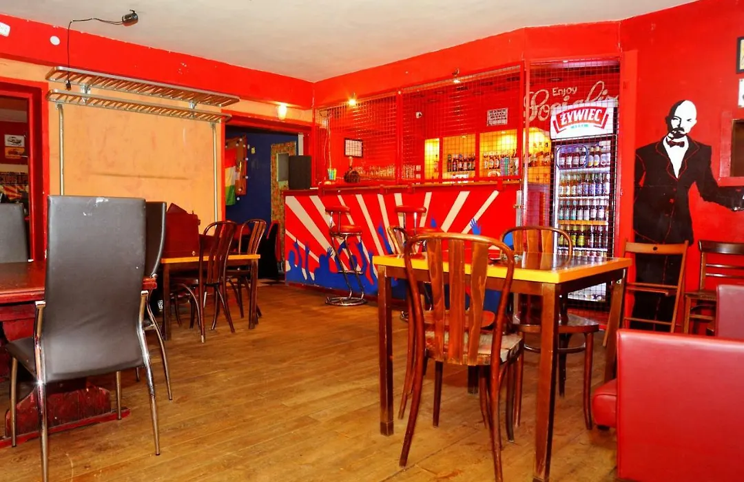 Good Bye Lenin Pub & Garden Hostel-1